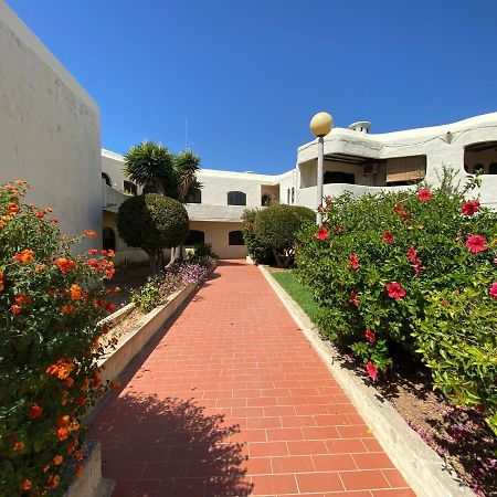 Peaceful & Spacious Apt With Parking & Queen Bed Carvoeiro  Zewnętrze zdjęcie